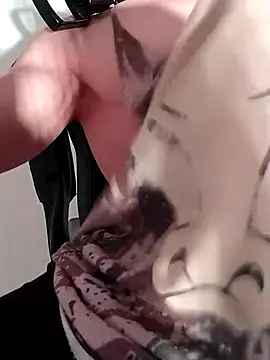sexy fit guy on cam online show from December 9, 2024, 4:58 pm