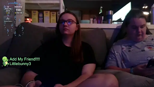 ZeTurtleMaster online show from October 22, 2025, 12:10 am