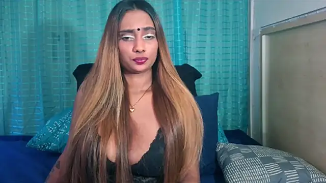sexyindianchic online show from May 9, 2026, 10:40 am