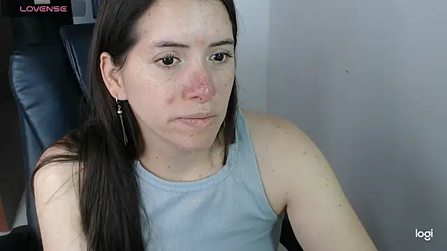 spicey latina online show from May 26, 2026, 3:43 pm