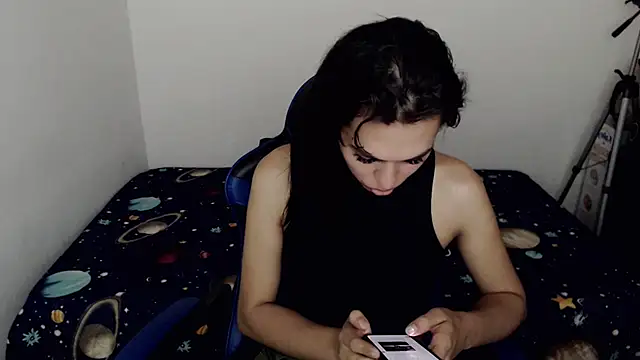 Snapshot of arianablue69 chatting on February 16, 2025, 8:00 pm arianablue69 online show from February 16, 2025, 8:00 pm