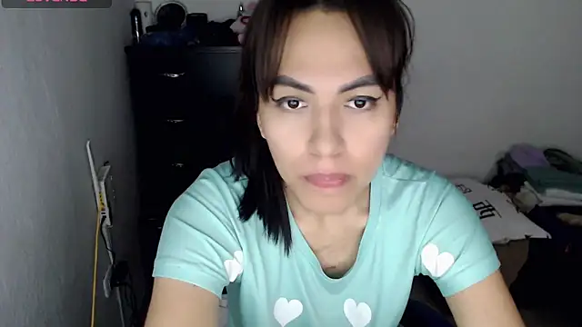 Snapshot of arianablue69 chatting on March 12, 2025, 11:43 am arianablue69 online show from March 12, 2025, 11:43 am