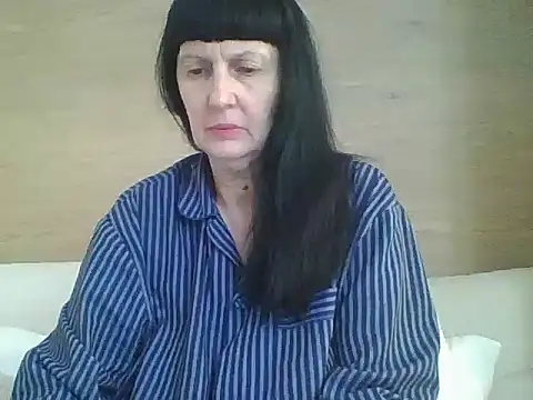 MelanyBanks online show from May 12, 2026, 5:15 am