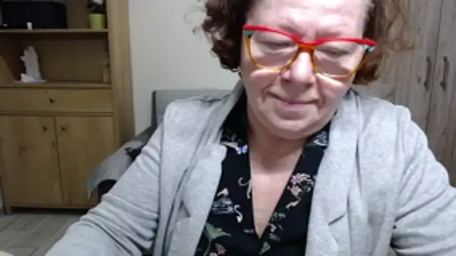 Adelewildx online show from May 8, 2026, 7:28 pm