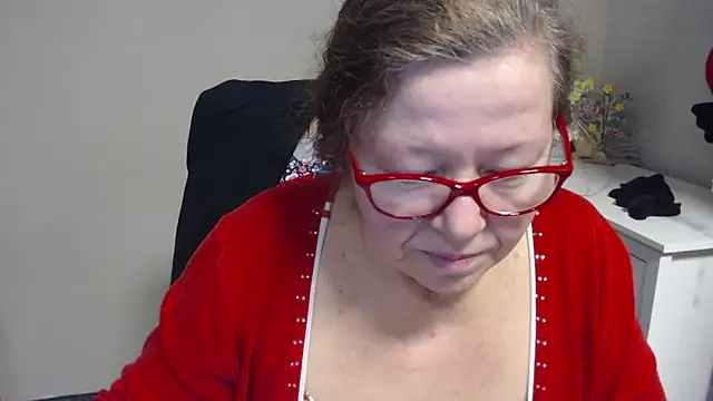 Adelewildx online show from February 24, 2025, 7:22 am