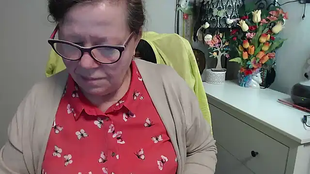 Adelewildx online show from March 16, 2026, 4:53 am