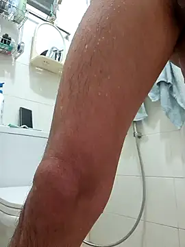 Snapshot of assluv1909 chatting on January 23, 2025, 5:21 pm assluv1909 online show from January 23, 2025, 5:21 pm