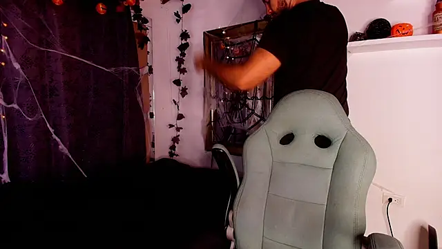 mister miike online show from October 16, 2025, 3:04 am