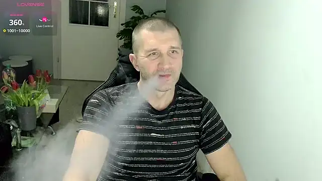 Snapshot of Maribor chatting on March 13, 2026, 5:51 pm Maribor online show from March 13, 2026, 5:51 pm