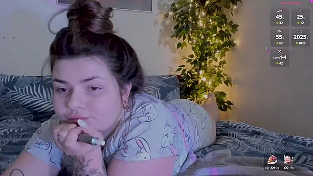 Snapshot of Eva_Shameless chatting on December 21, 2024, 7:49 pm Eva Shameless online show from December 21, 2024, 7:49 pm