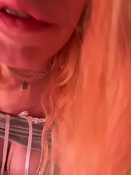 pisswhorelana online show from October 12, 2025, 11:28 pm