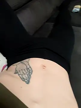 SorryVersaut online show from January 6, 2026, 4:38 am