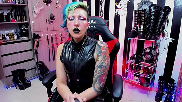 Snapshot of Mistress_Yelena chatting on February 17, 2025, 10:27 pm Mistress Yelena online show from February 17, 2025, 10:27 pm