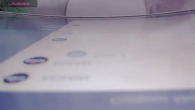 Snapshot of AnnieGOld_ chatting on October 20, 2025, 7:14 pm AnnieGOld online show from October 20, 2025, 7:14 pm