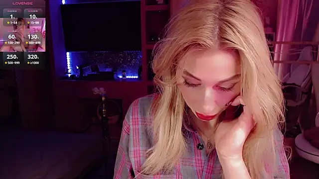 Snapshot of AnnieGOld_ chatting on September 25, 2025, 5:52 pm AnnieGOld online show from September 25, 2025, 5:52 pm