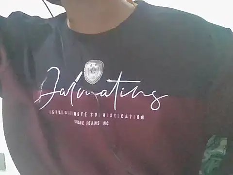 Snapshot of dreamtoungelick69 chatting on November 3, 2025, 4:21 pm dreamtoungelick69 online show from November 3, 2025, 4:21 pm