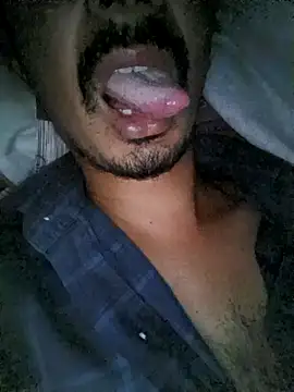 dreamtoungelick69 online show from May 10, 2026, 12:36 am