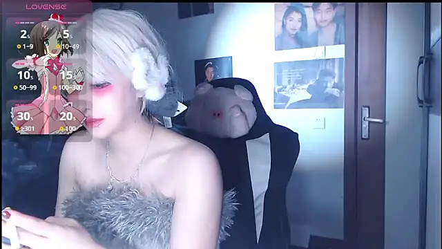 Snapshot of candy_cola chatting on October 11, 2025, 1:39 am candy cola online show from October 11, 2025, 1:39 am