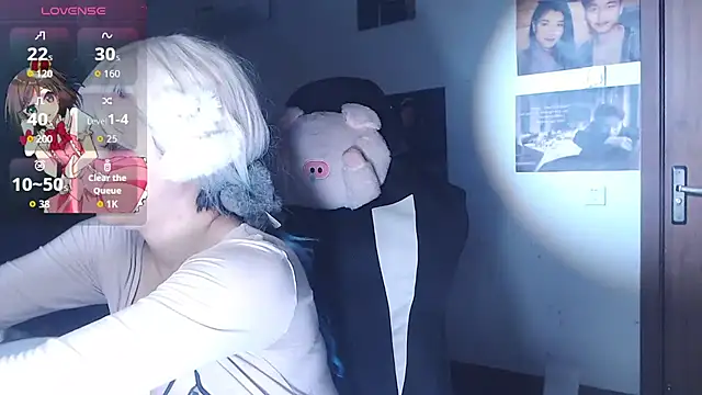 Snapshot of candy_cola chatting on October 12, 2025, 5:42 am candy cola online show from October 12, 2025, 5:42 am