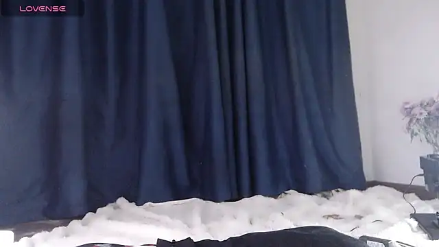 Snapshot of candy_cola chatting on November 22, 2025, 2:49 pm candy cola online show from November 22, 2025, 2:49 pm