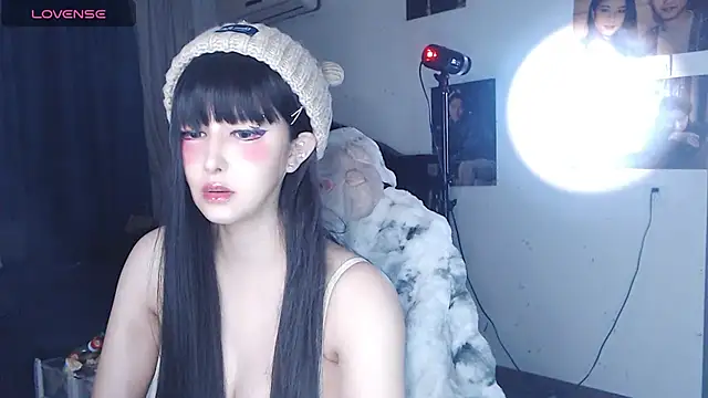 Snapshot of candy_cola chatting on November 7, 2025, 3:22 am candy cola online show from November 7, 2025, 3:22 am