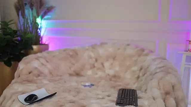 Anais Bloom online show from March 14, 2026, 8:26 pm