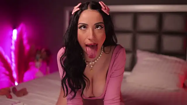 Snapshot of Anais_Bloom chatting on March 11, 2025, 8:31 pm Anais Bloom online show from March 11, 2025, 8:31 pm