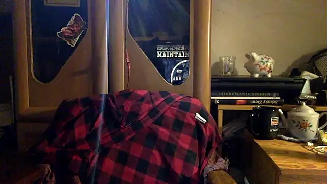 FireFox Feel online show from December 7, 2024, 11:51 pm