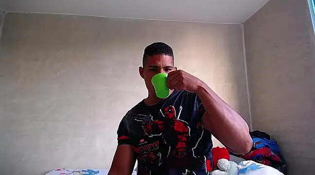 Snapshot of teddyfit19cm chatting on February 18, 2025, 12:06 pm teddyfit19cm online show from February 18, 2025, 12:06 pm