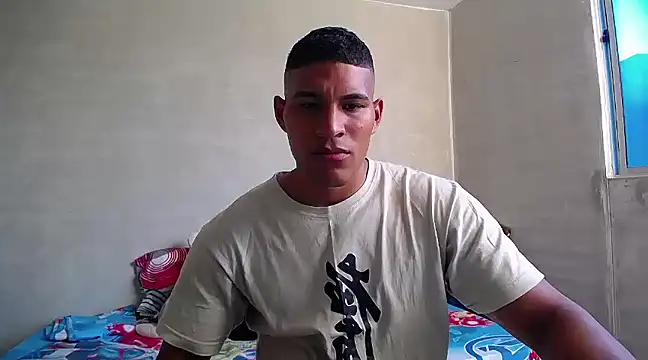 Snapshot of teddyfit19cm chatting on February 1, 2025, 10:12 pm teddyfit19cm online show from February 1, 2025, 10:12 pm
