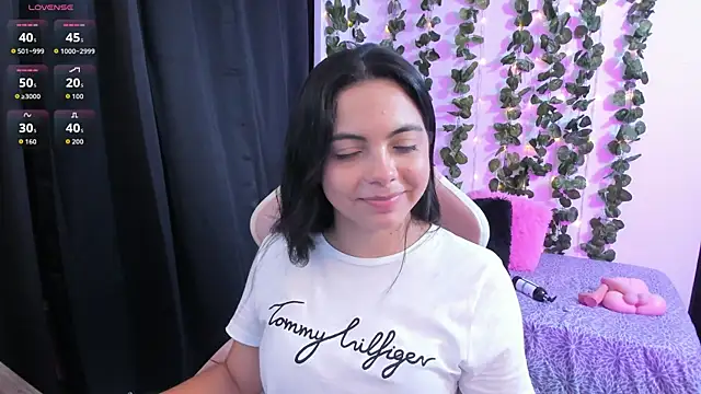 Snapshot of ashley_morgan_18 chatting on October 2, 2025, 3:21 am ashley morgan 18 online show from October 2, 2025, 3:21 am
