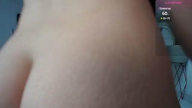 Snapshot of ashley_morgan_18 chatting on March 18, 2025, 9:34 am ashley morgan 18 online show from March 18, 2025, 9:34 am