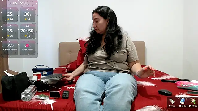 Snapshot of BBW_MILF_4U chatting on September 16, 2025, 7:09 am BBW MILF 4U online show from September 16, 2025, 7:09 am