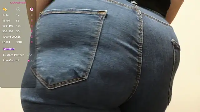 BBW MILF 4U online show from November 14, 2025, 8:07 am