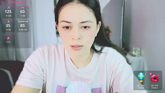 Snapshot of mayhott2 chatting on February 20, 2026, 11:28 pm mayhott2 online show from February 20, 2026, 11:28 pm