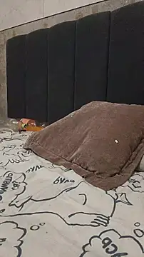 Krasav4ik4ik online show from November 7, 2025, 7:40 pm