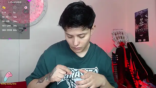 girl intense444 online show from March 19, 2025, 8:00 pm