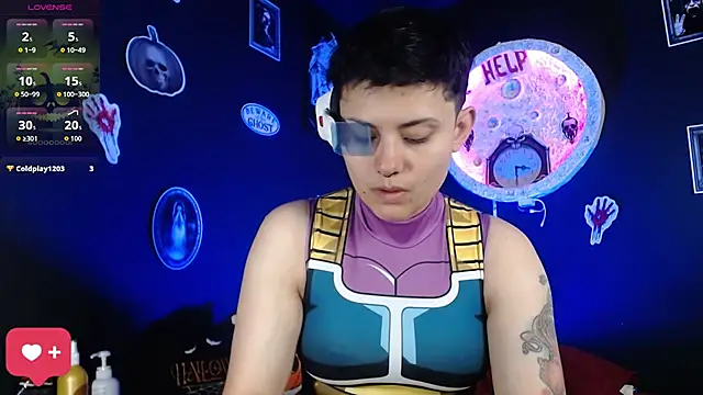 girl intense444 online show from October 31, 2025, 12:46 pm