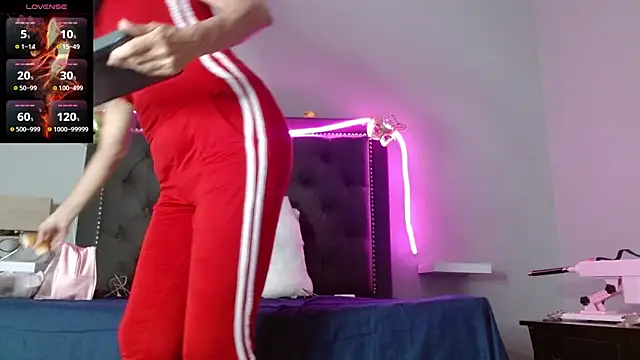 Snapshot of CharlotteLemke chatting on March 7, 2026, 11:16 am CharlotteLemke online show from March 7, 2026, 11:16 am