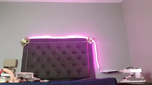 Snapshot of CharlotteLemke chatting on March 26, 2026, 3:10 pm CharlotteLemke online show from March 26, 2026, 3:10 pm