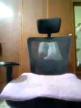 Snapshot of suny27sin chatting on January 25, 2025, 9:35 pm suny27sin online show from January 25, 2025, 9:35 pm