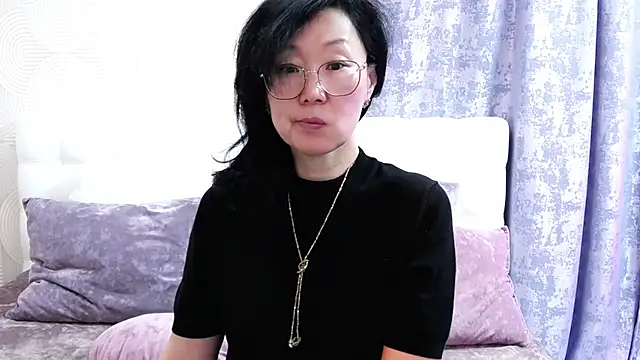 Snapshot of Asian_legs chatting on March 21, 2025, 9:23 am Asian legs online show from March 21, 2025, 9:23 am