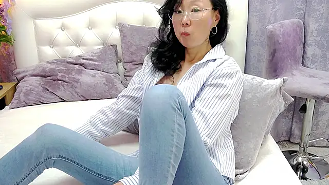 Asian legs online show from May 19, 2026, 9:38 am