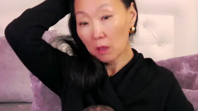 Asian legs online show from May 27, 2026, 10:22 am