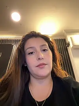 hannyrose  online show from October 2, 2025, 6:22 pm