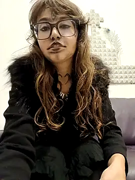 Blulilla69 online show from October 31, 2025, 11:00 pm