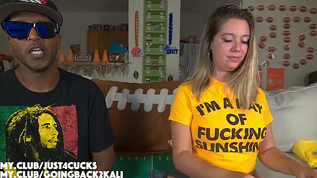 boomboomr00m online show from October 20, 2025, 2:35 am