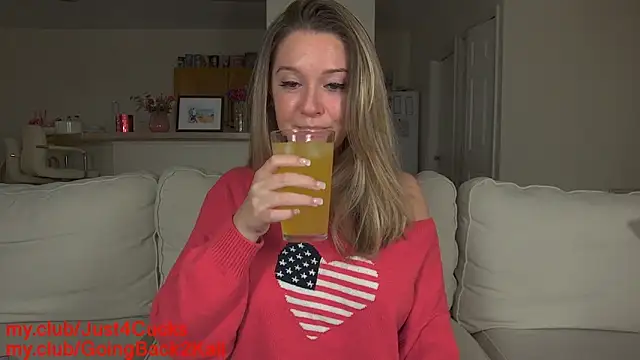 Snapshot of boomboomr00m chatting on February 20, 2026, 2:08 am boomboomr00m online show from February 20, 2026, 2:08 am