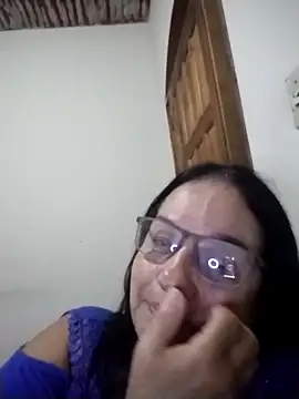 Snapshot of catdool chatting on February 6, 2026, 3:02 am catdool online show from February 6, 2026, 3:02 am