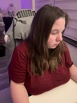 Snapshot of AureliaWinter chatting on February 4, 2026, 4:40 am AureliaWinter online show from February 4, 2026, 4:40 am